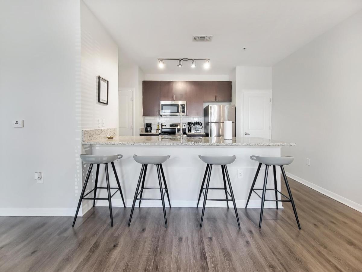 Getaway Apartment Near Beaches And Airport Tampa Exterior foto