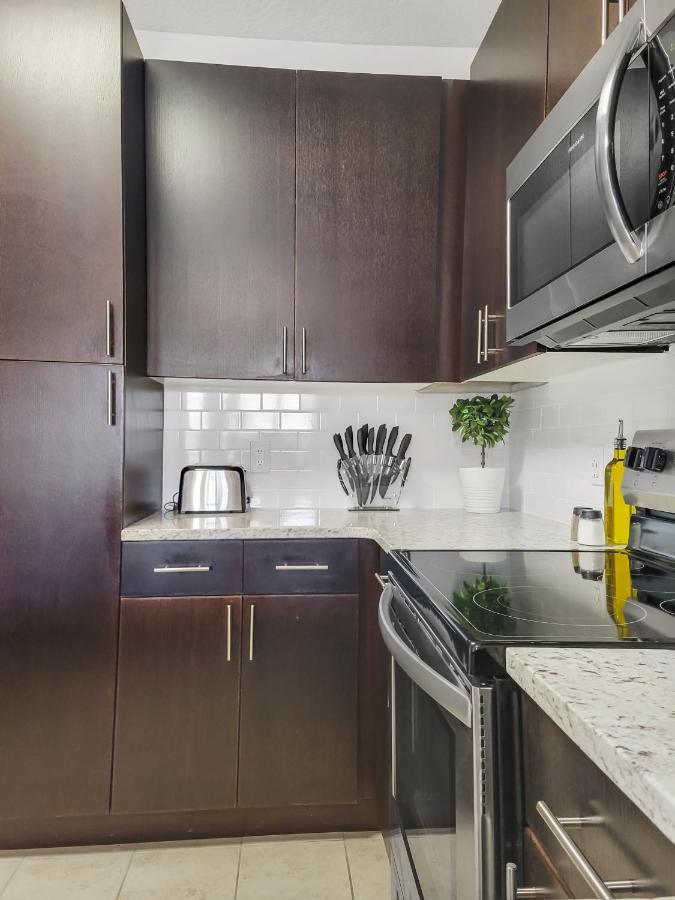 Getaway Apartment Near Beaches And Airport Tampa Exterior foto